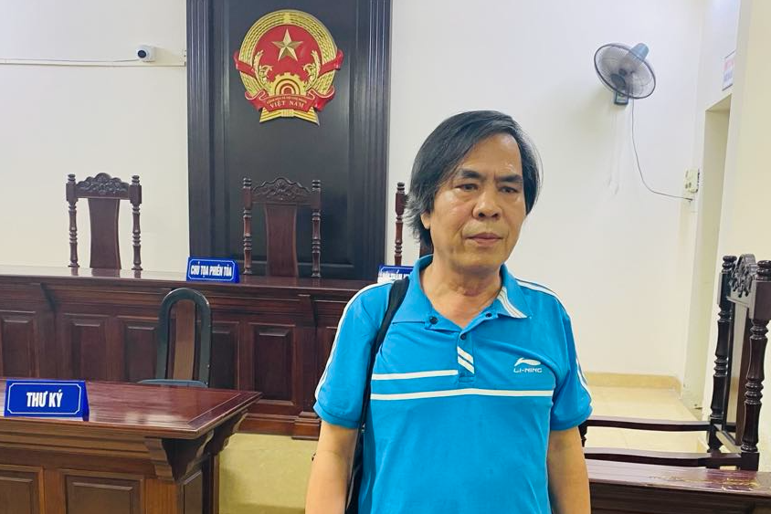 Cựu sinh viên kiện Đại học Kinh tế Quốc dân đòi bồi thường hơn 45 tỷ và cái kết