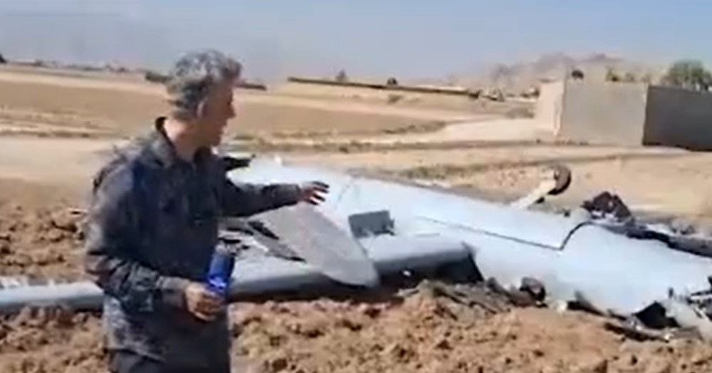 Iran công bố video xác UAV Hermes 900 của Israel bị bắn hạ ở tỉnh Isfahan