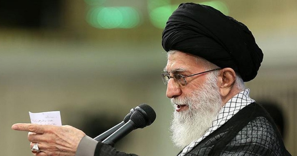 Lãnh tụ tối cao Iran bác yêu cầu 'đầu hàng' của ông Trump, cảnh cáo Mỹ