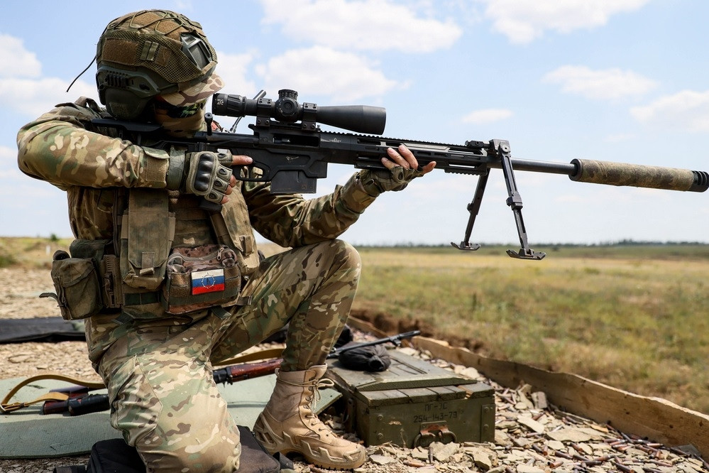 Nga mở rộng ‘khu vực an ninh’ ở Sumy, Canada viện trợ 1,5 tỷ USD cho Ukraine