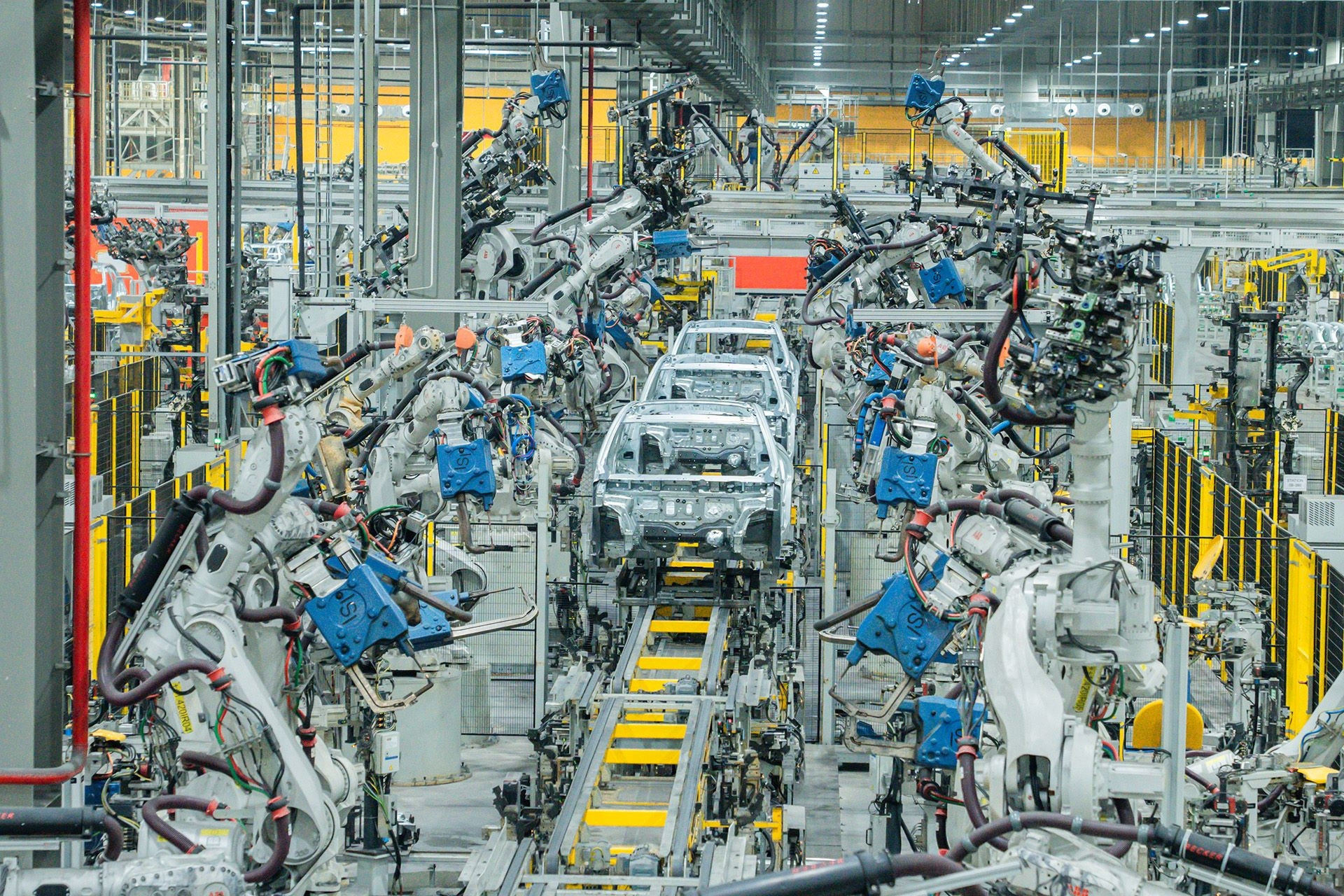 Vingroup thăng 8 bậc, thuộc top 40 doanh nghiệp lớn nhất Đông Nam Á năm 2025