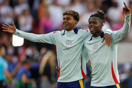 EFE - Nico Williams Lamine Yamal.jpg