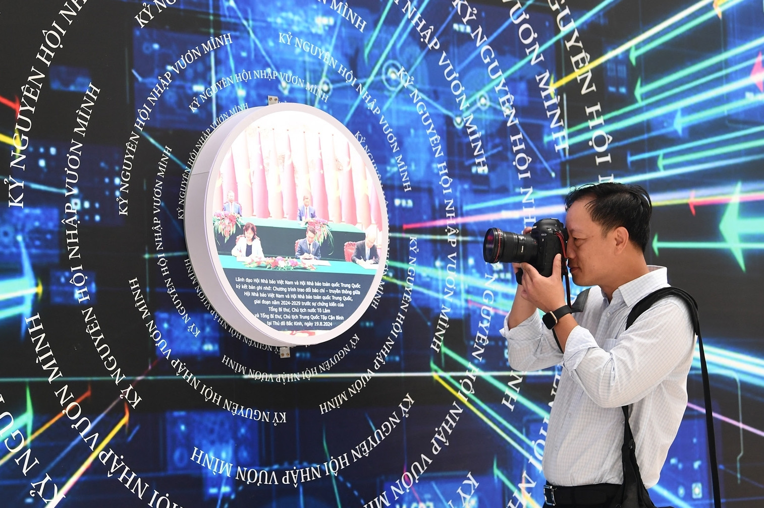 Không gian đặc biệt mừng 100 năm Ngày Báo chí Việt Nam ở Hà Nội