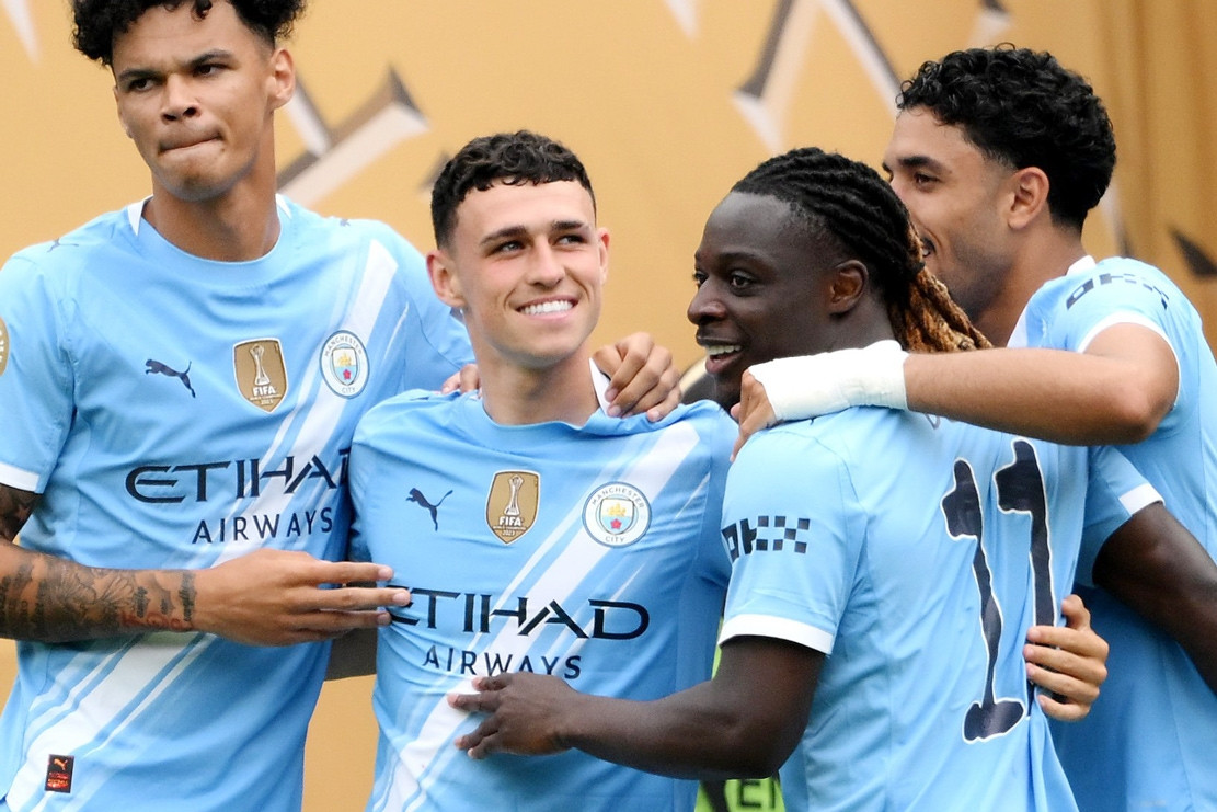 Man City ra mắt tân binh, thắng dễ ở FIFA Club World Cup