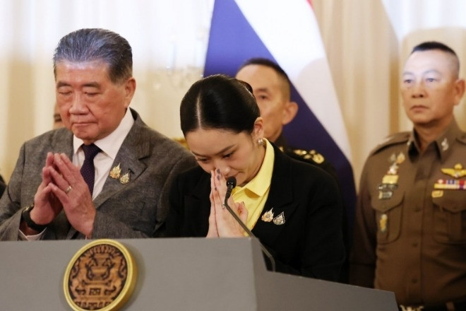 Thủ tướng Thái Lan xin lỗi sau khi bị kêu gọi từ chức vì rò rỉ điện đàm