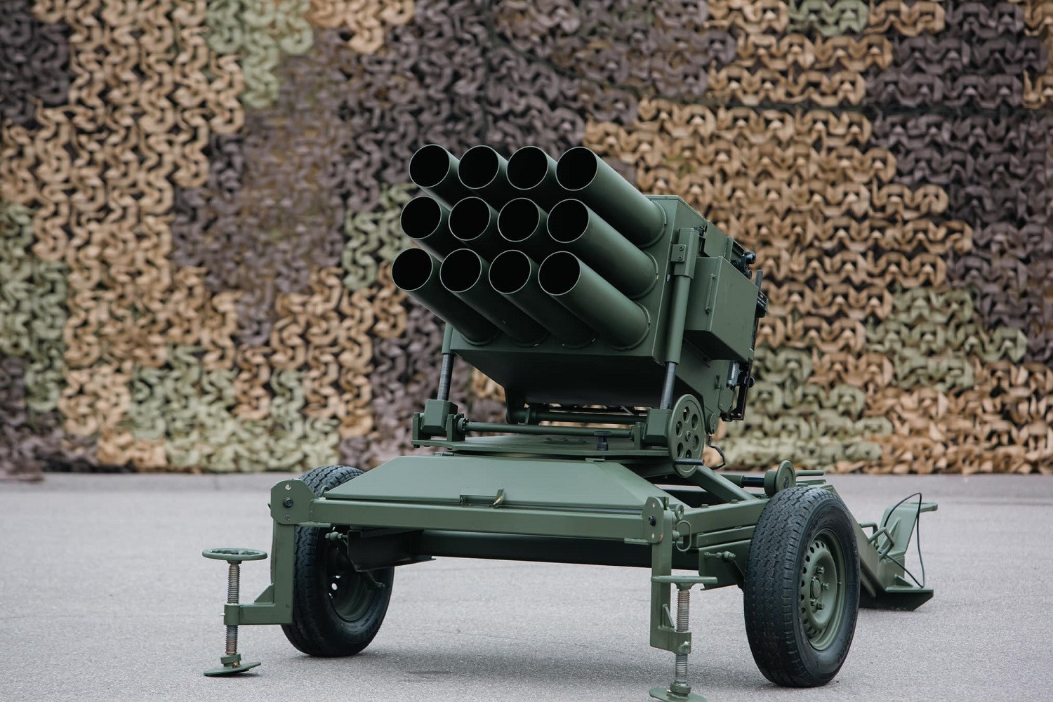 Video FPV cảm tử Nga phá hủy pháo phản lực mini của Ukraine ở tiền tuyến