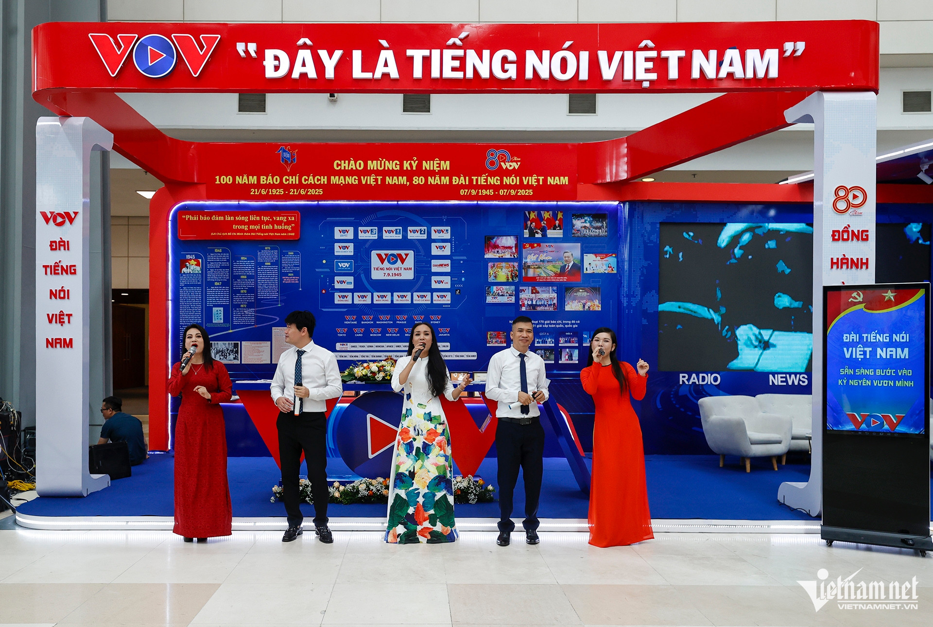 W-10_tham quan 4154.jpg