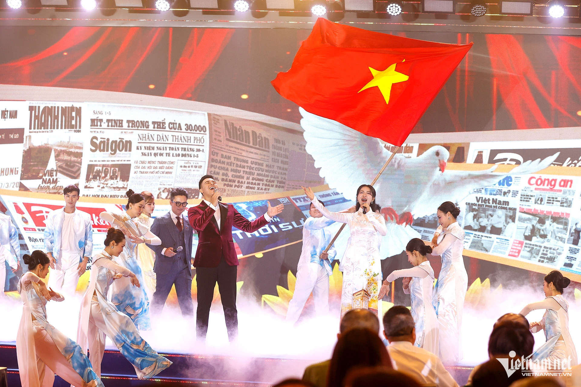 W-3b_van nghe 4145.jpg