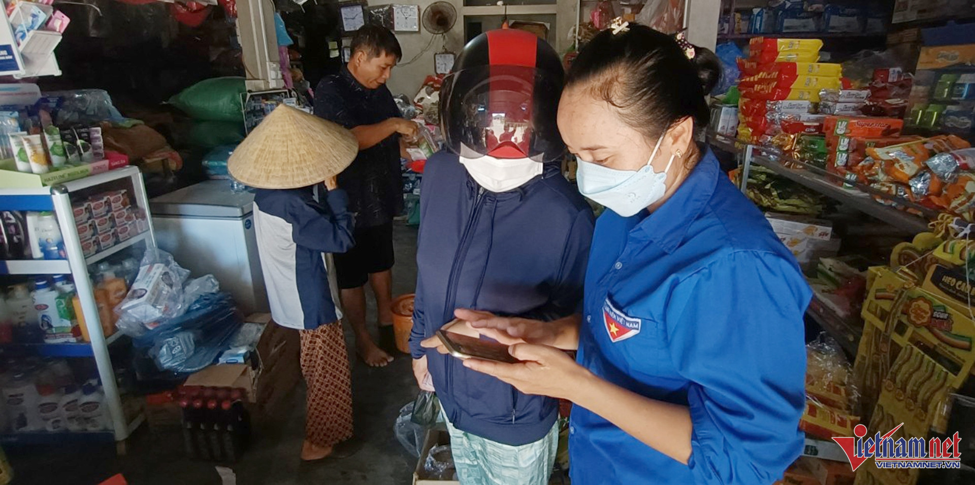 W-cho truyen thong Hue 1 1jpg.jpg