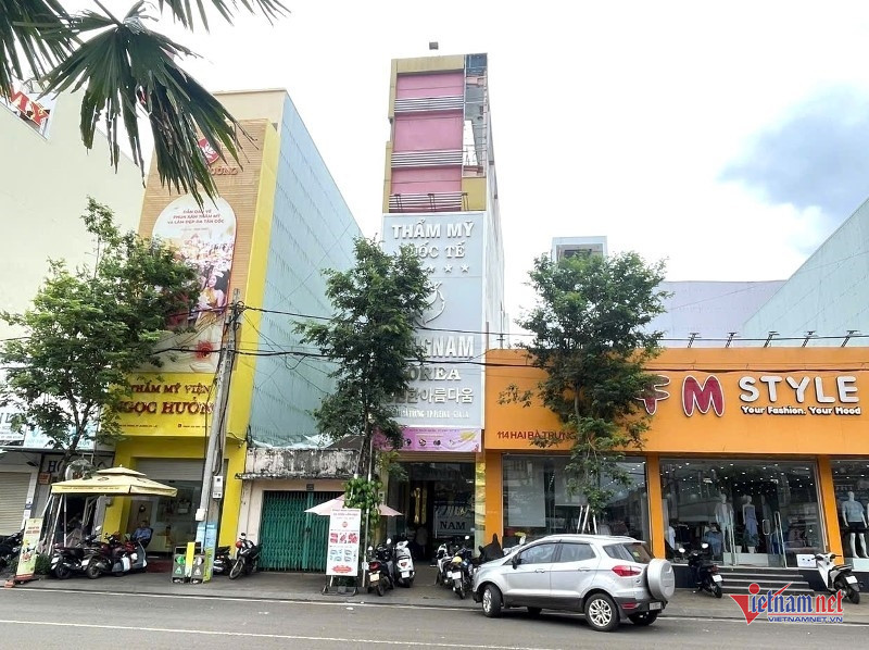 W-Phạt tiền và đình chỉ hoạt động.jpg