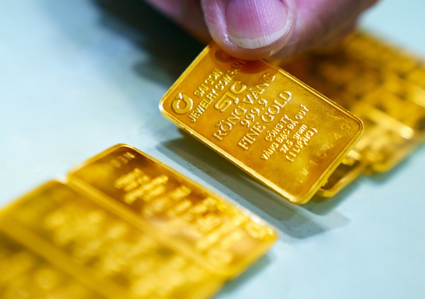 Giá vàng hôm nay 19/6/2025: Tín hiệu xấu đi, vàng miếng SJC và nhẫn trơn ra sao?