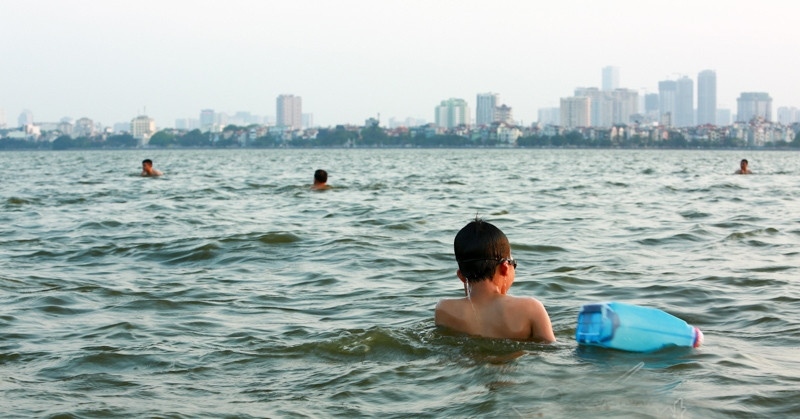 5 không khi tắm vào mùa hè