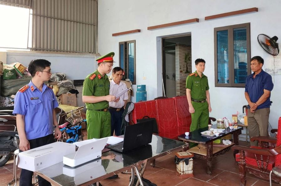 chủ tịch b.JPG