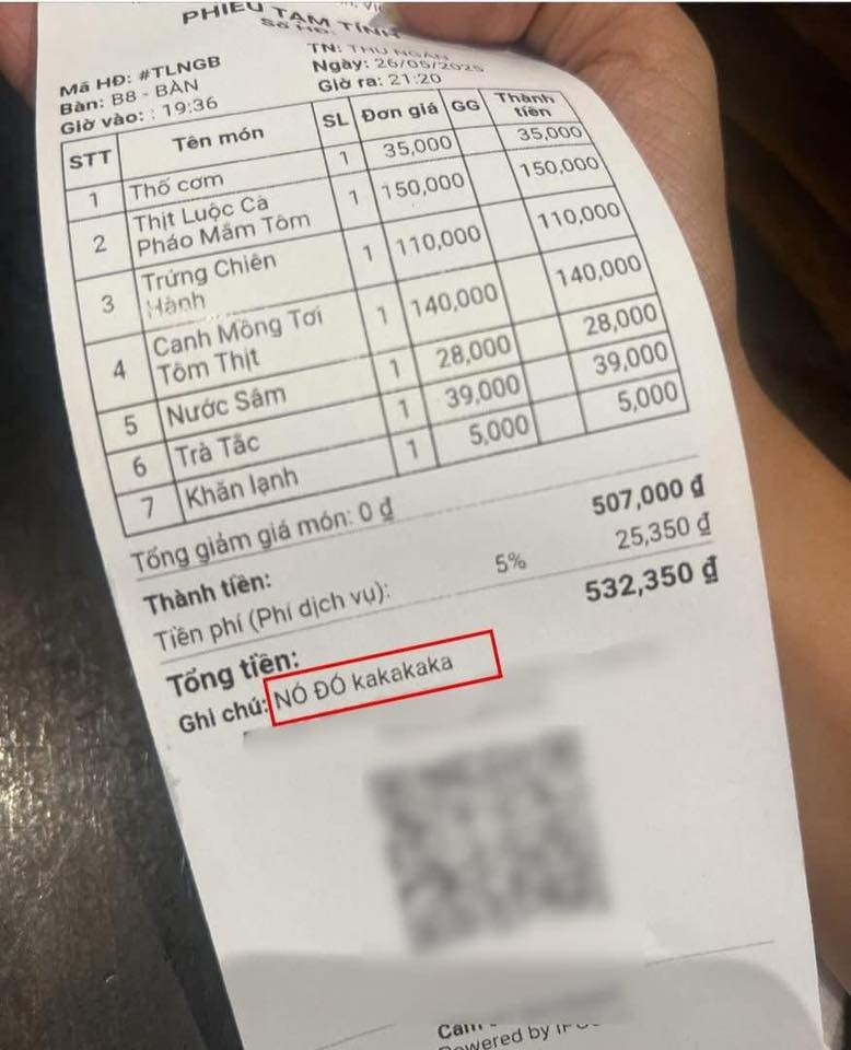 cơm quê dượng bầu tranh cãi