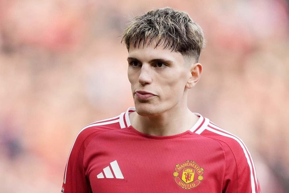 Fan MU tức giận khi nghe mức giá bán Garnacho