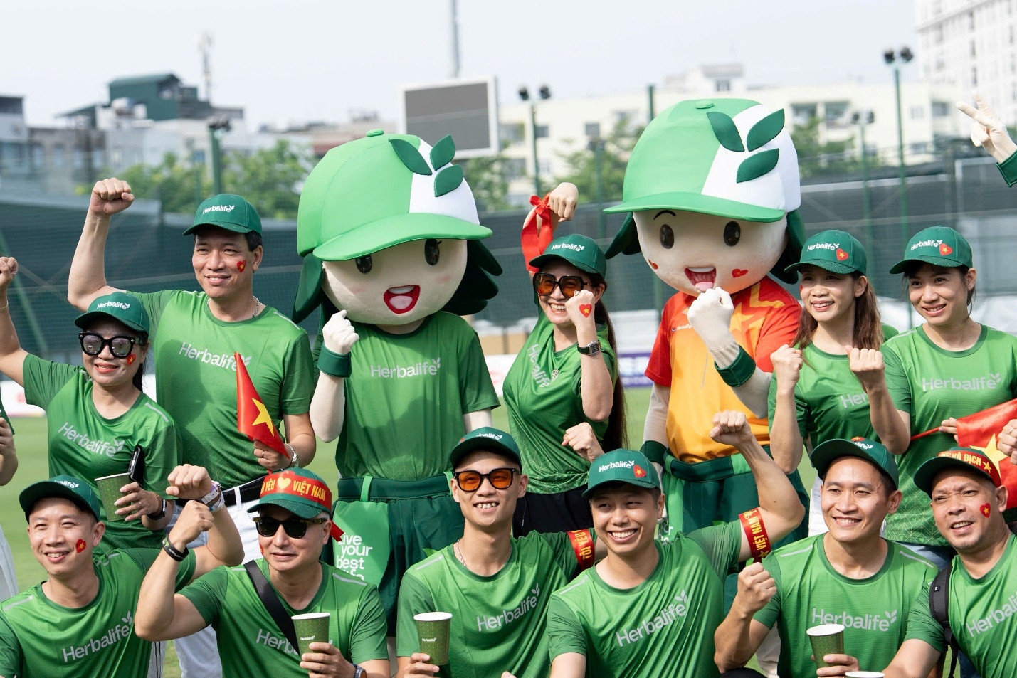 Herbalife Việt Nam tiếp tục đồng hành cùng các đội tuyển bóng đá quốc gia