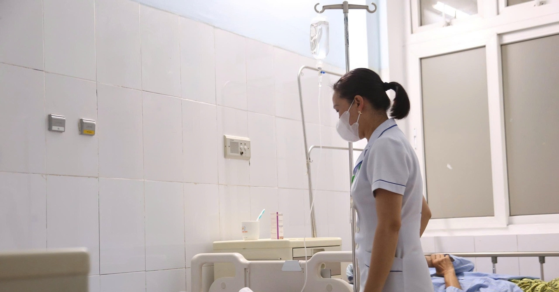 Lời kể của nữ điều dưỡng bị người đàn ông tát vào mặt ở bệnh viện