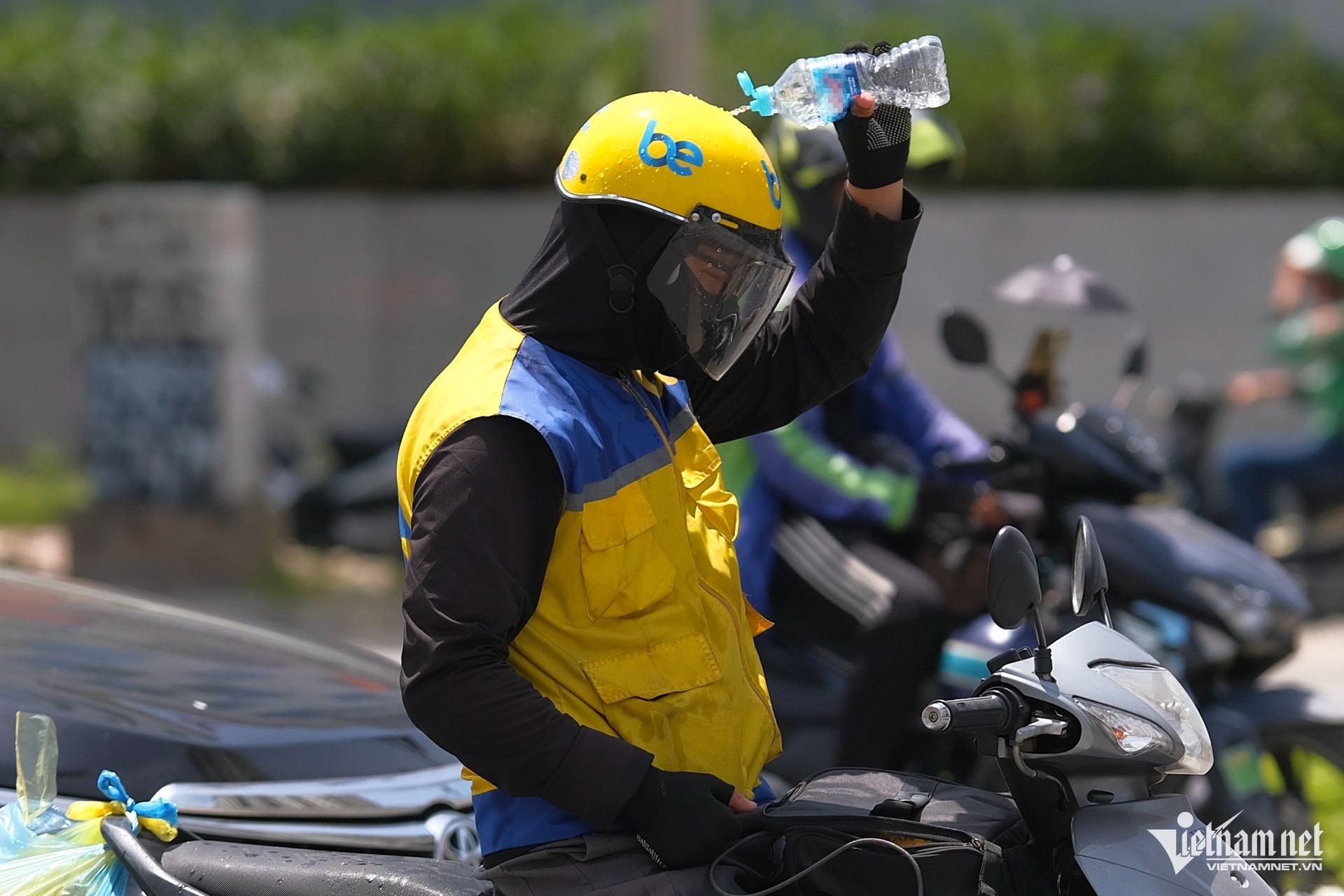 nang nong hanoi thoi tiet 13 70989.jpg