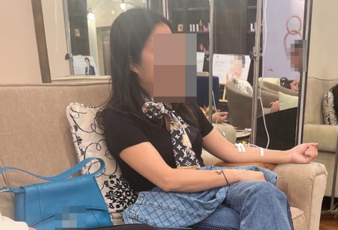 Nhiều người chi cả trăm triệu đồng mong 'cải lão hoàn đồng'