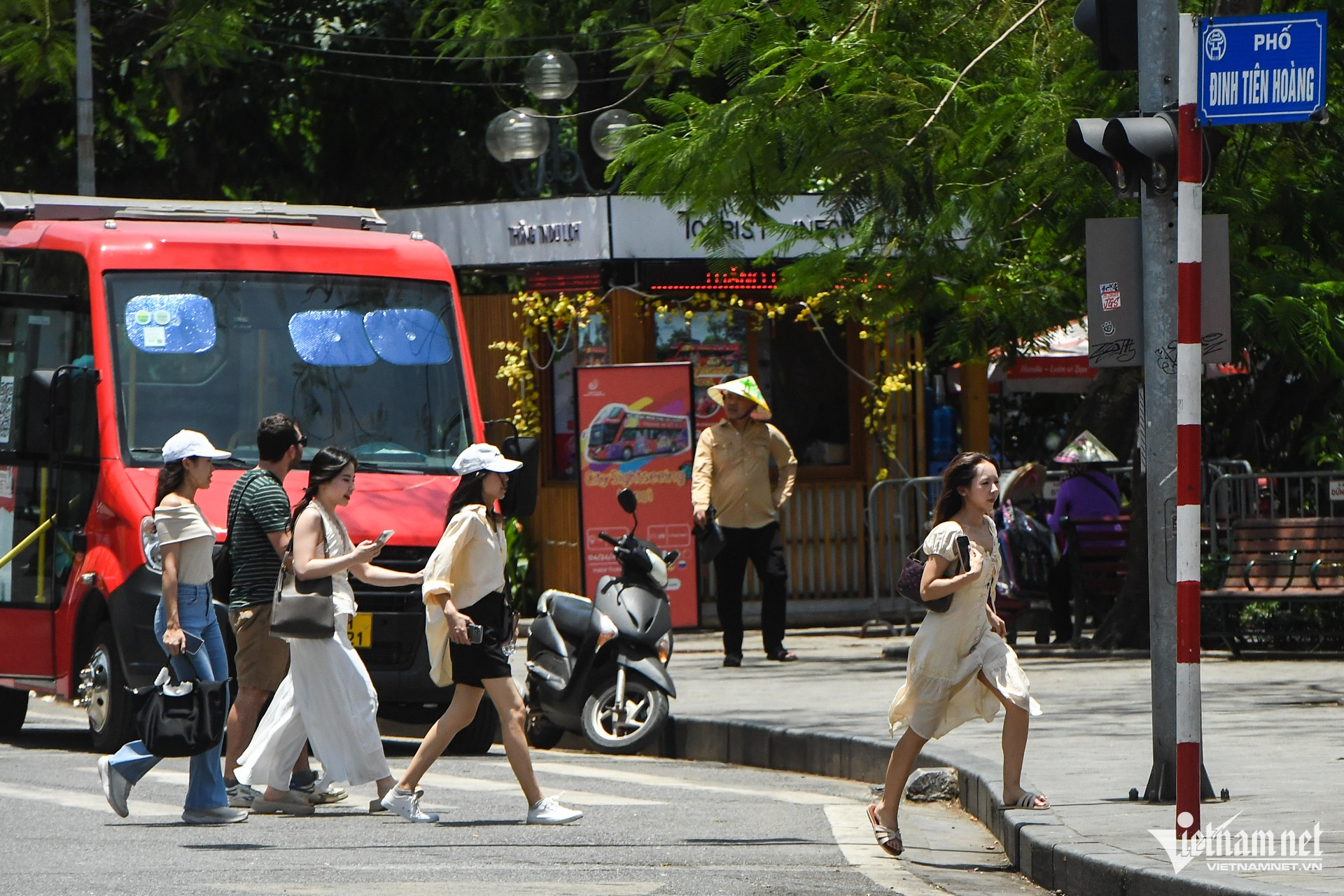 W-nang nong hanoi thoi tiet 9.jpg