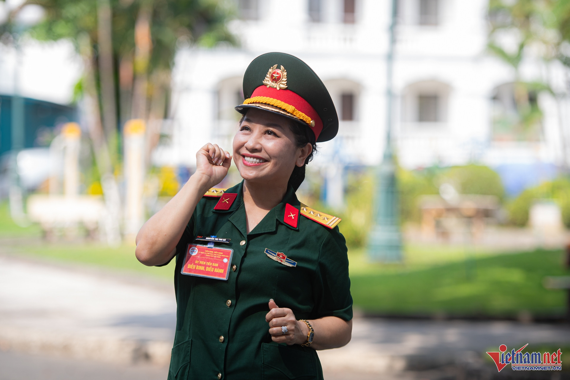 W-thu hà ngueyexn huế.jpg