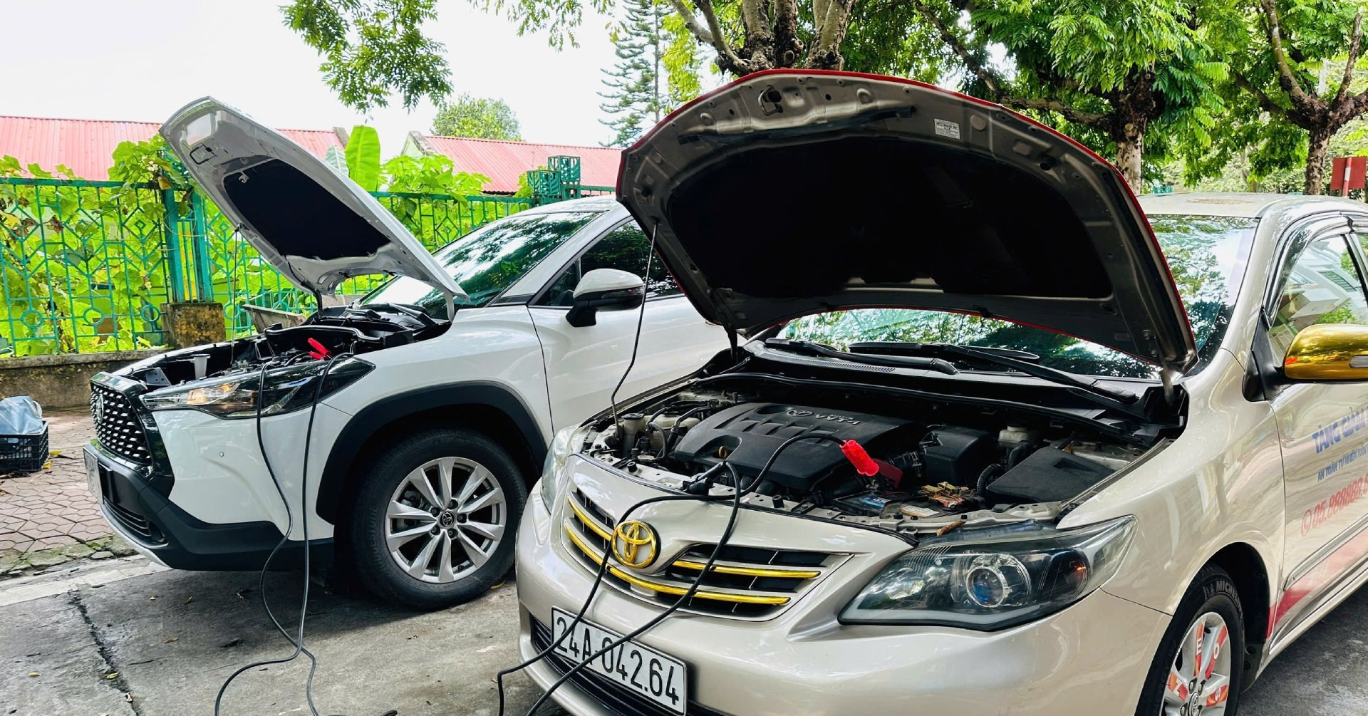 Xe không thể khởi động được vì ắc quy 'giở chứng', tài xế cần xử lý thế nào?