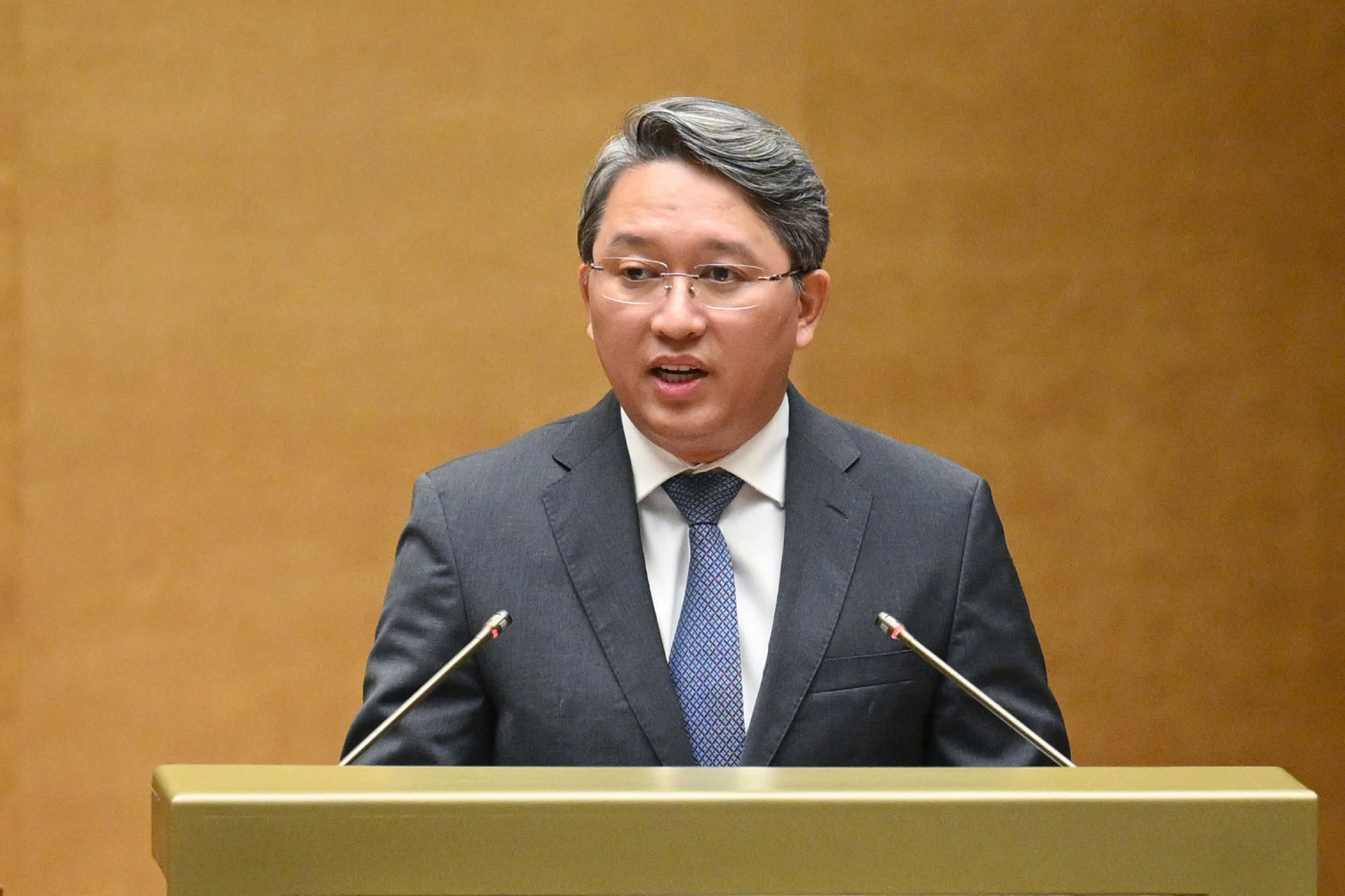 202506201417302785_gen h z6724447406704_901578398c8a31446e7e0164bb496c98 (1).jpg