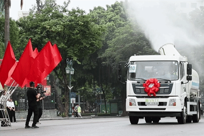 Cận cảnh 