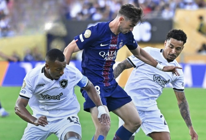 PSG thua sốc, nguy cơ bị loại sớm khỏi FIFA Club World Cup