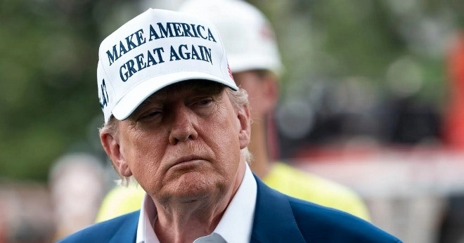 Mỹ hé lộ hạn chót về quyết định tấn công Iran, Tehran muốn khóa eo biển Hormuz