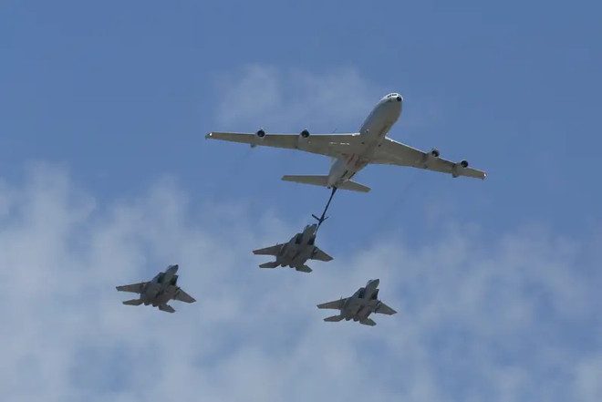 vu khi dang gom israel nham vao chuong trinh hat nhan iran 3.jpg