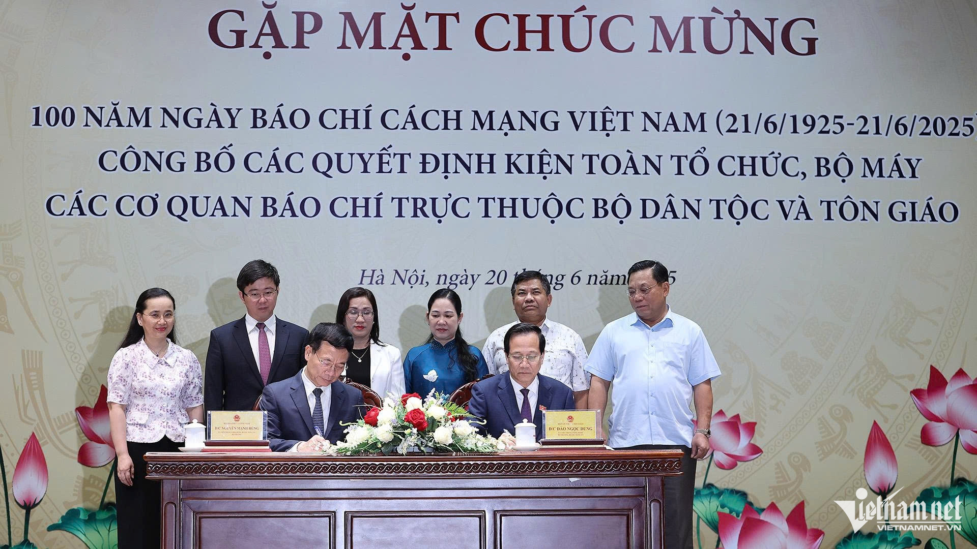 W-Hai Bo truong ky bien ban 1.jpg