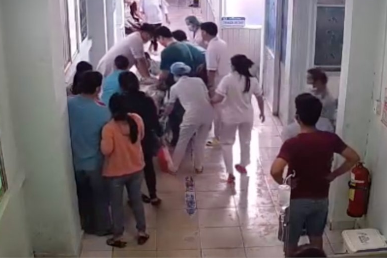 Ca cấp cứu căng thẳng cho cụ ông bị nhồi máu cơ tim lúc nửa đêm