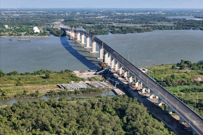 Cầu Nhơn Trạch nối TPHCM với Đồng Nai sắp về đích, xe máy có được chạy qua?