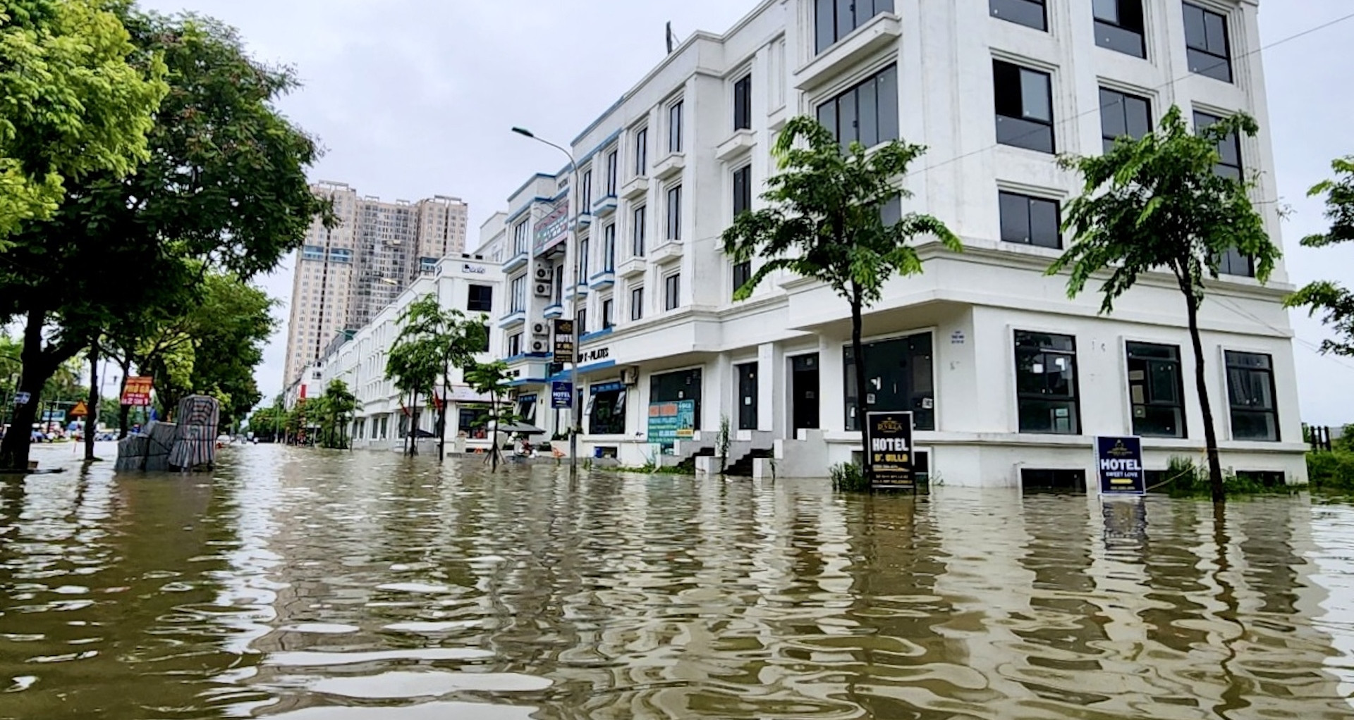 Đừng vội chi tiền tỷ mua đất xây nhà nếu chưa kiểm tra 4 điều quan trọng này