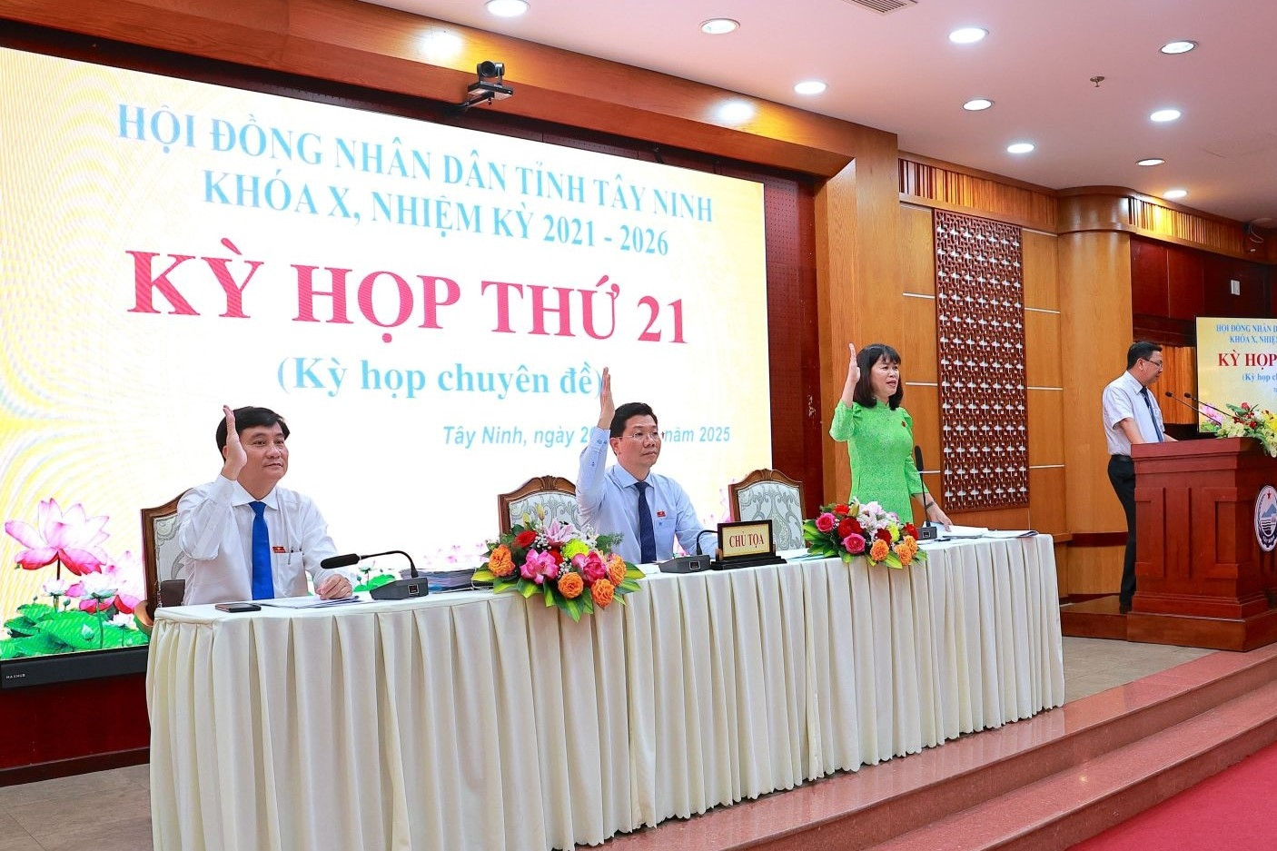 Kỳ họp thứ 21, HĐND tỉnh Tây Ninh thông qua 8 nghị quyết quan trọng
