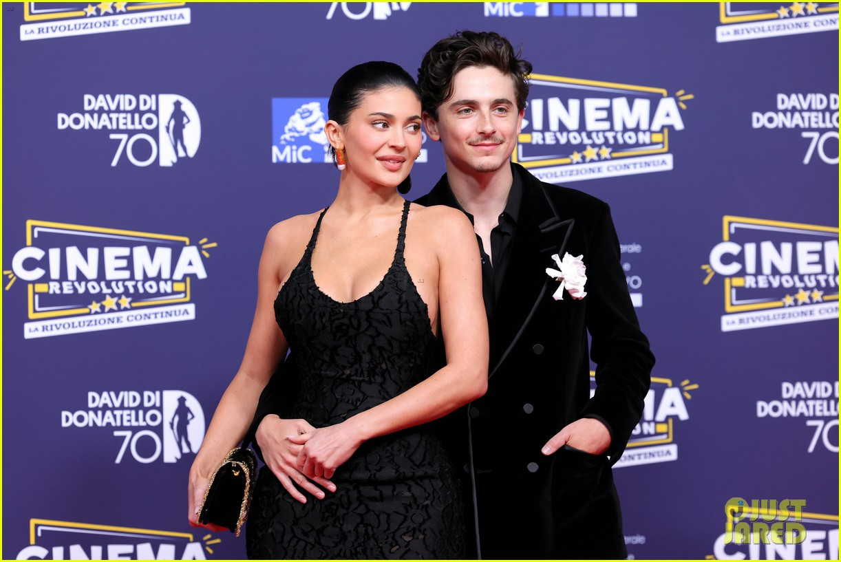 kylie jenner timothee chalamet rome event 07.jpg