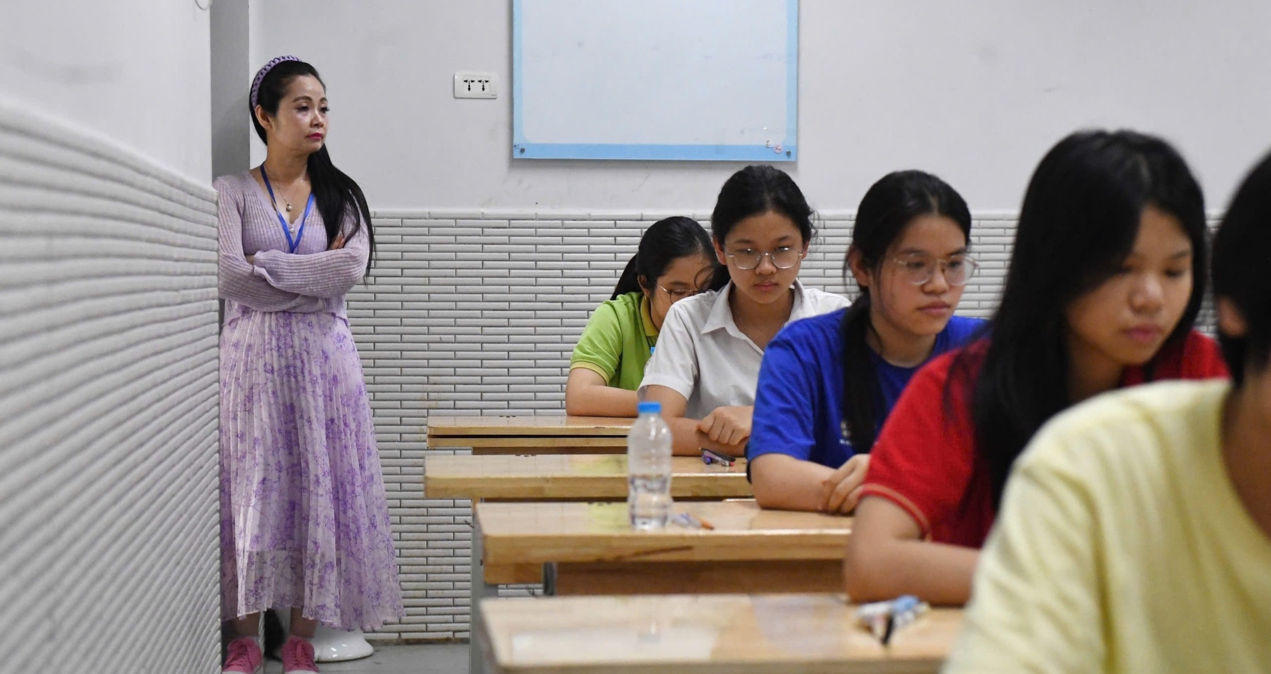 Một trường THPT chuyên ở Hà Nội lùi thời gian công bố điểm thi lớp 10