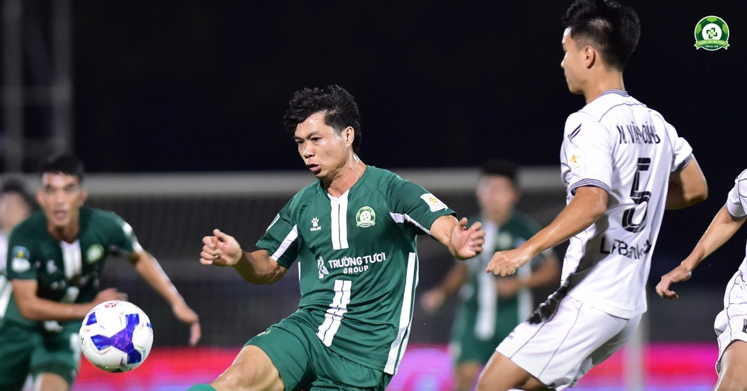 Trực tiếp bóng đá Bình Phước vs Long An: Chờ Công Phượng lấy vé play-off