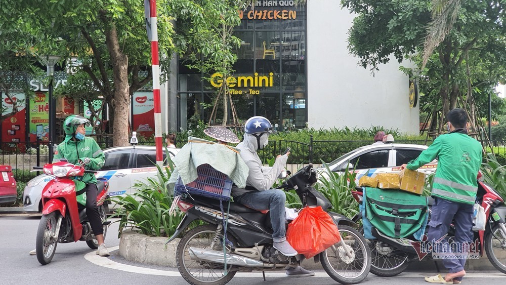 lao động tự do - Kien Trung grab.jpg