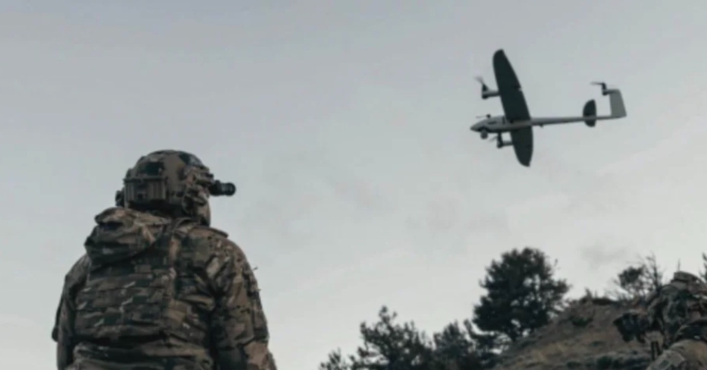 Nga tập kích sân bay quân sự Ukraine bằng tên lửa, UAV hạng nặng