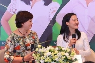 Nghệ thuật 'nói chạm lòng người' qua 16 chương sách từ hai bậc thầy giao tiếp
