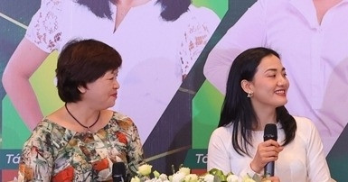 Nghệ thuật 'nói chạm lòng người' qua 16 chương sách từ hai bậc thầy giao tiếp