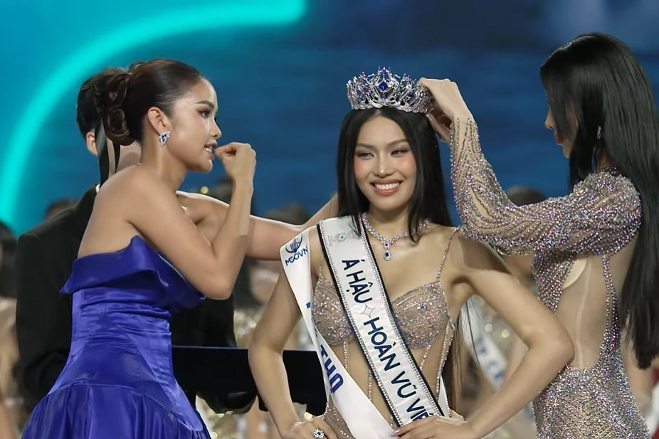 'Ngựa ô' Đỗ Cẩm Ly: Từ 27,3 điểm thi đại học đến Á hậu Hoa hậu Hoàn vũ Việt Nam