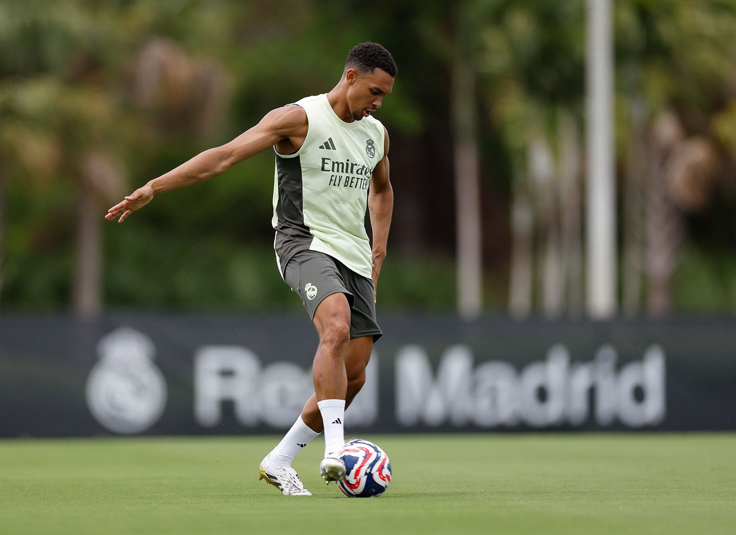 RMCF - Trent Real Madrid.jpeg