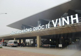 su co san bay vinh khien may bay vietnam airlines 2 lan ha canh 2 130073.jpg