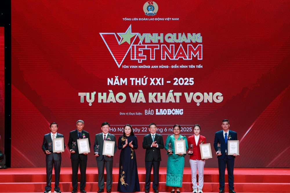 Vinh quang Việt Nam năm 2025: Tôn vinh 19 tập thể, cá nhân xuất sắc