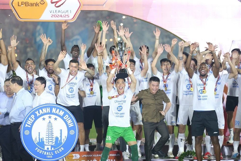 Vòng 26 V-League: Bình Định xuống hạng, Đà Nẵng đá play-off