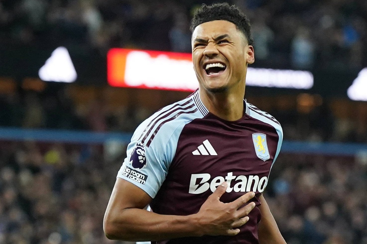 Tin tức về chuyển nhượng 23/6: MU lấy Watkins, Liverpool chốt Isak