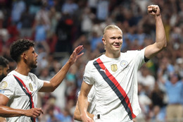 Man City 'đánh tennis', đoạt vé sớm vào vòng 1/8 FIFA Club World Cup